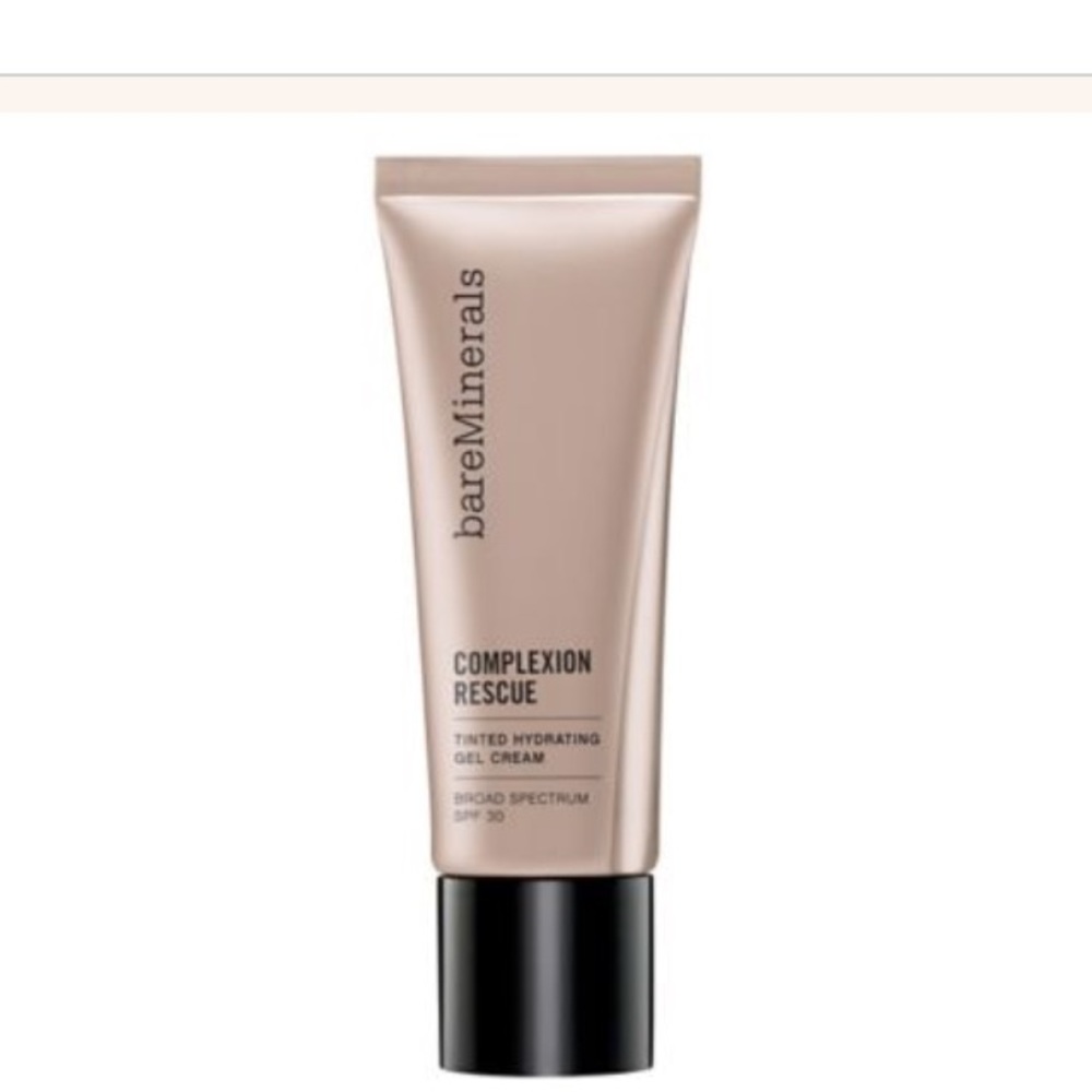 Bare Minerals complexion rescue in Natural 05